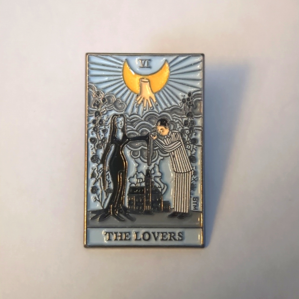Addams Family Lovers Tarot Pin VI Enamel  Gomez 💓 Morticia